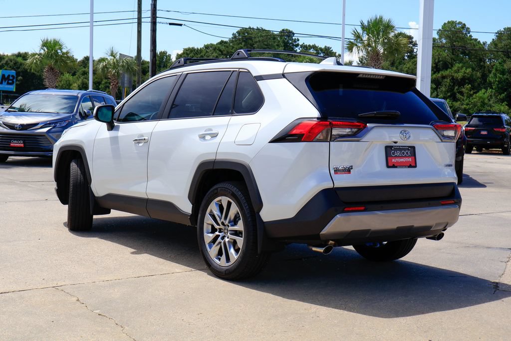 Used 2025 Toyota RAV4 Limited FWD image 22