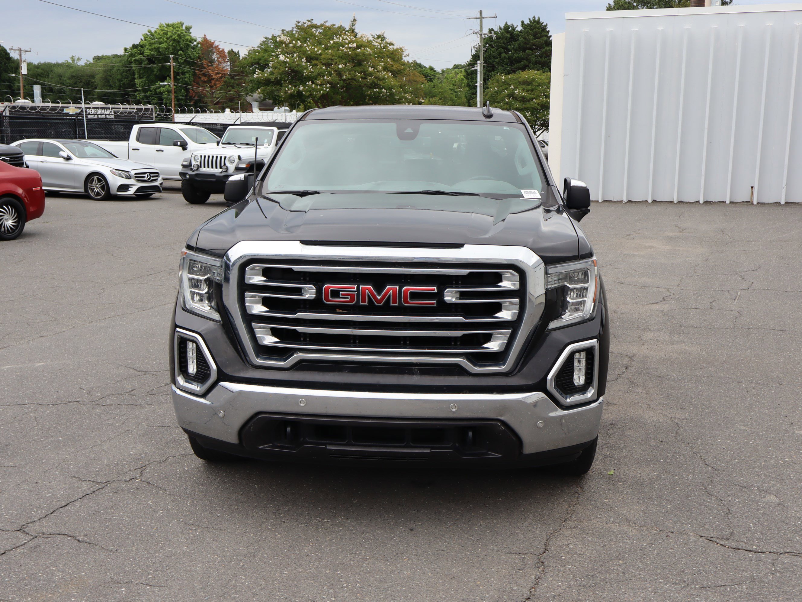 Used 2020 GMC Sierra 1500 SLT w/ SLT Premium Plus Package RWD image 3