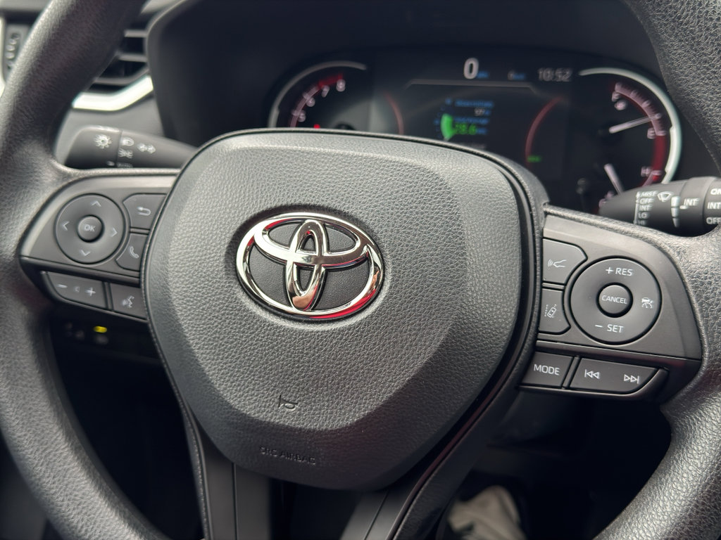 Certified 2025 Toyota RAV4 XLE w/ Convenience Package image 30