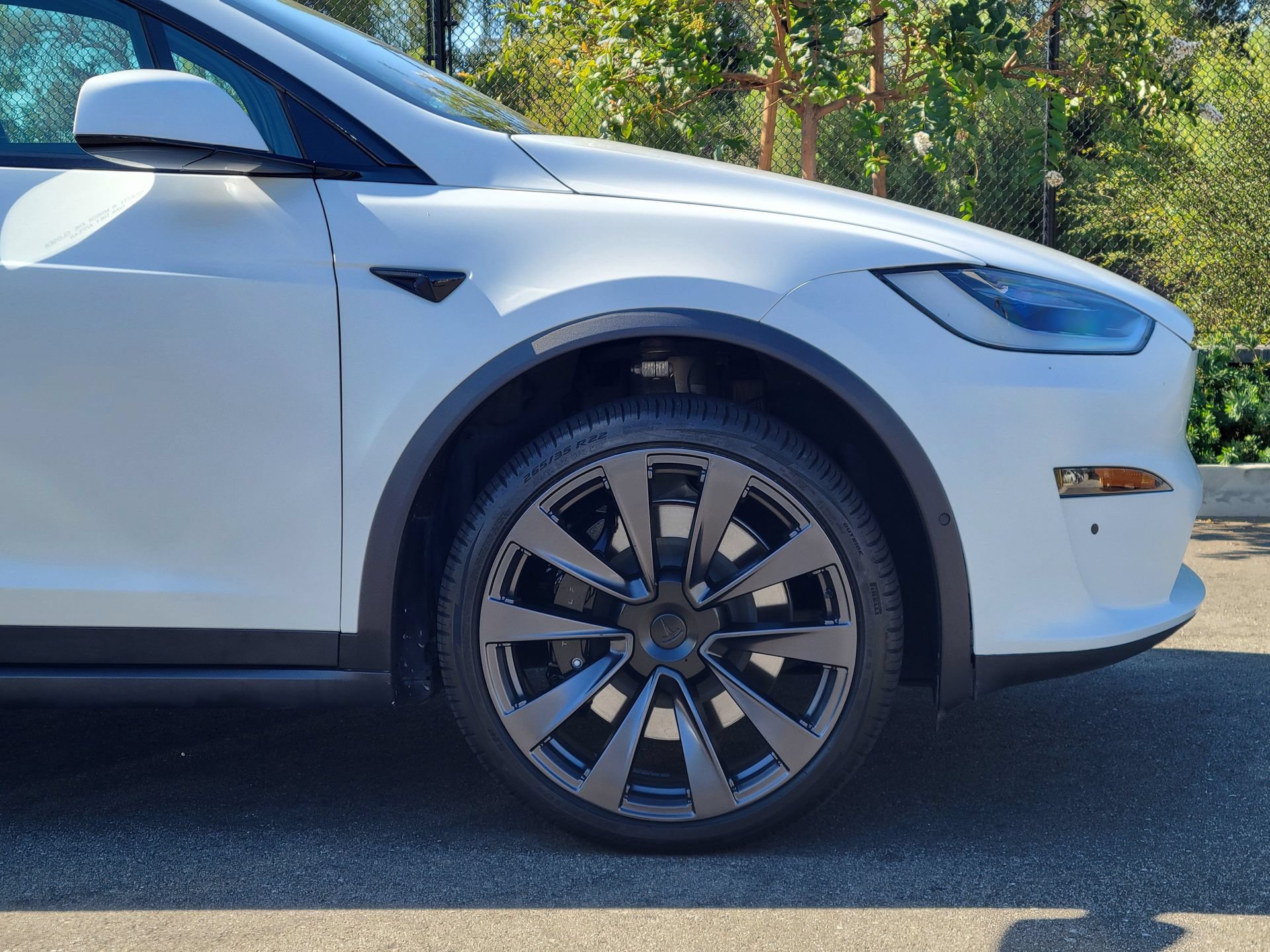 Used 2022 Tesla Model X AWD/4WD image 11