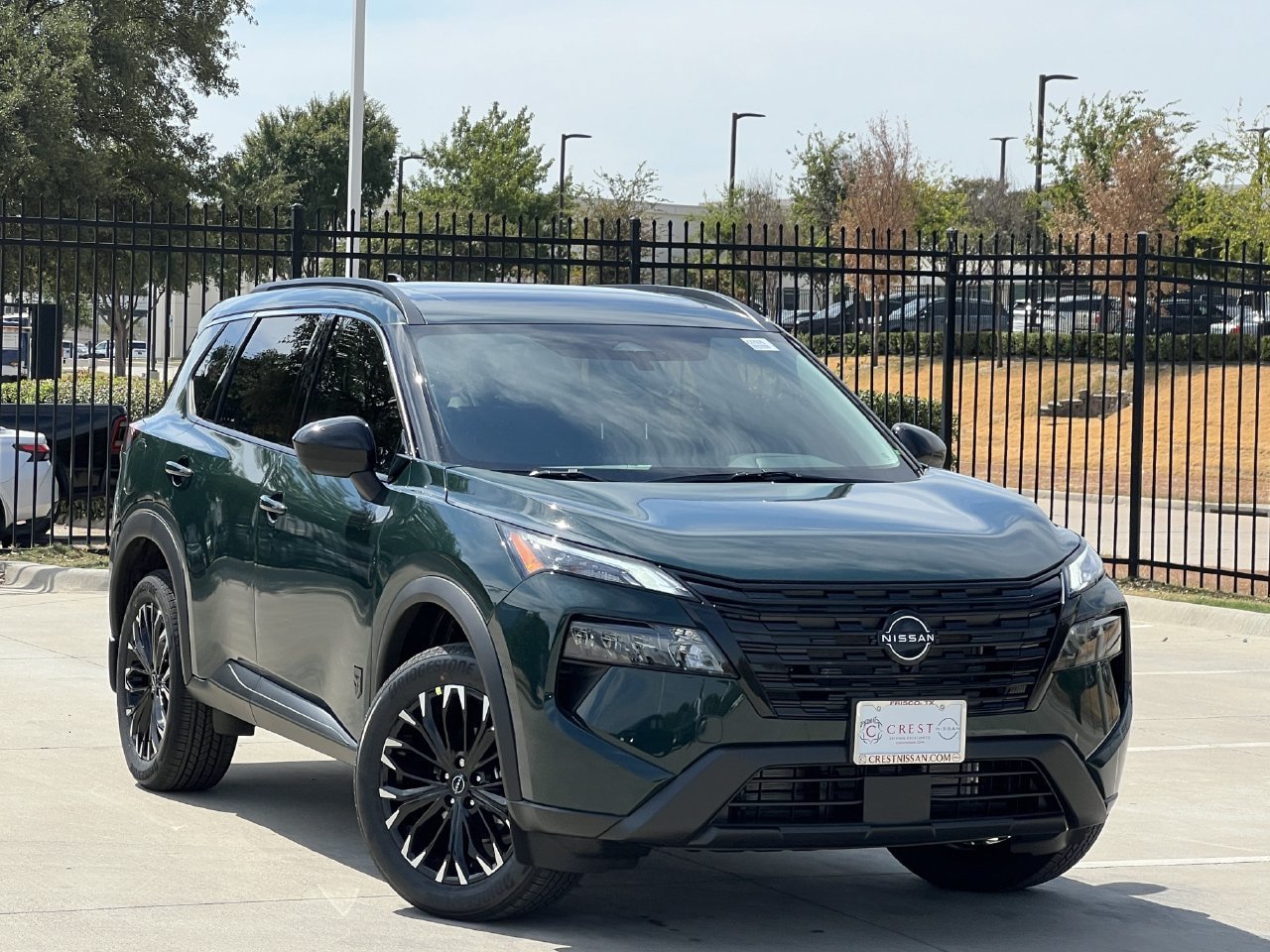 New 2027 Nissan Rogue Dark Armor FWD image 2