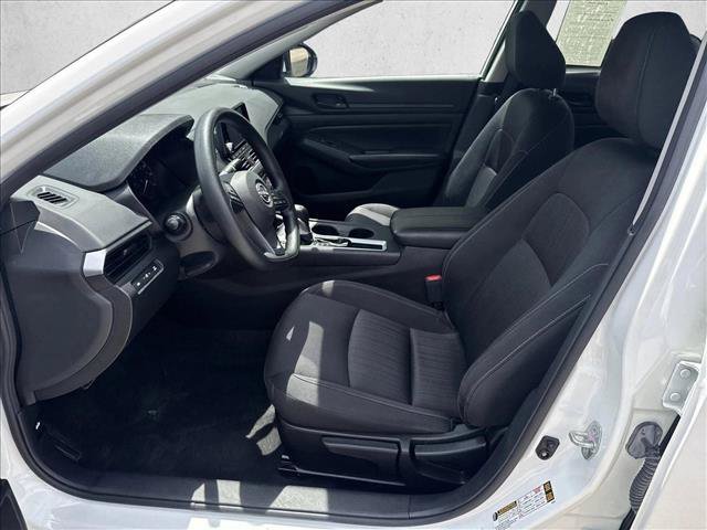 Used 2023 Nissan Altima 2.5 S FWD image 12