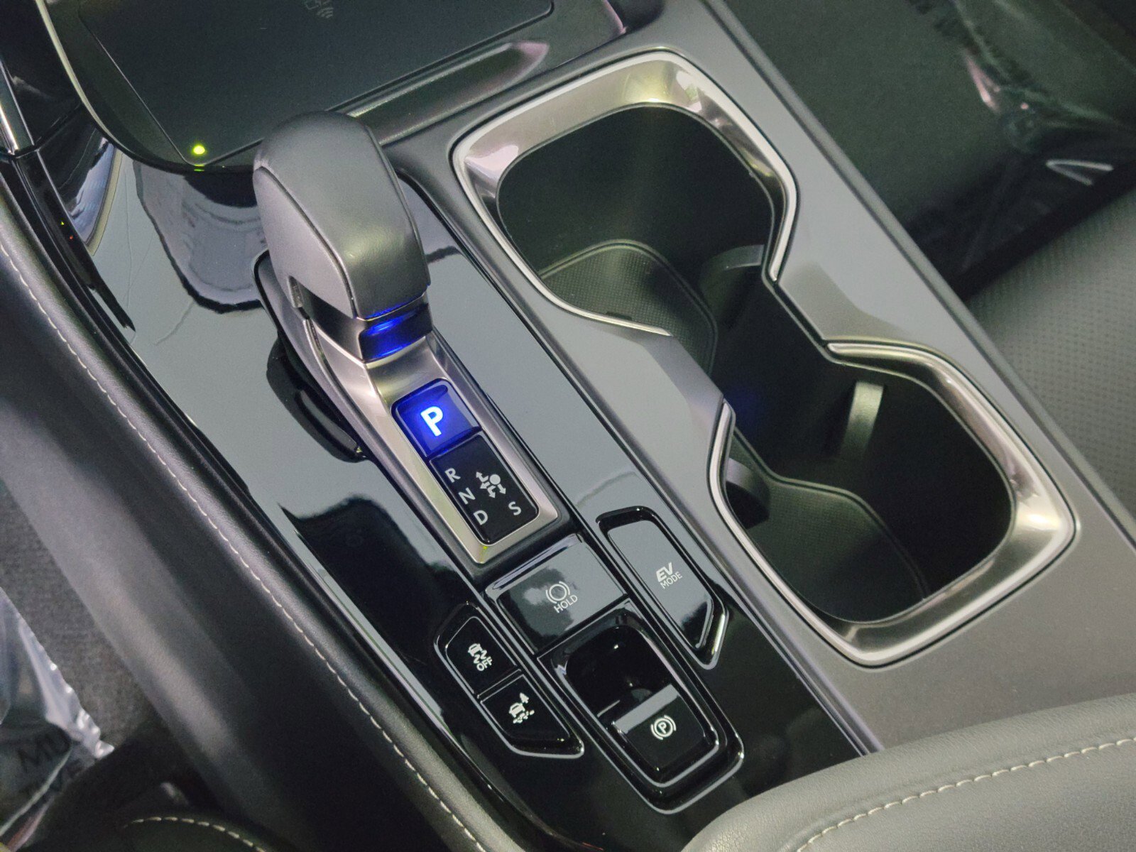 Used 2025 Lexus NX 350h AWD w/ Premium Package image 25