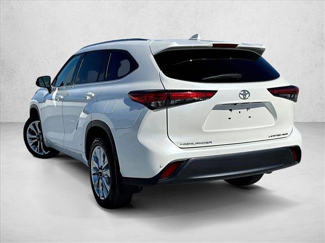 Used 2020 Toyota Highlander Limited image 13