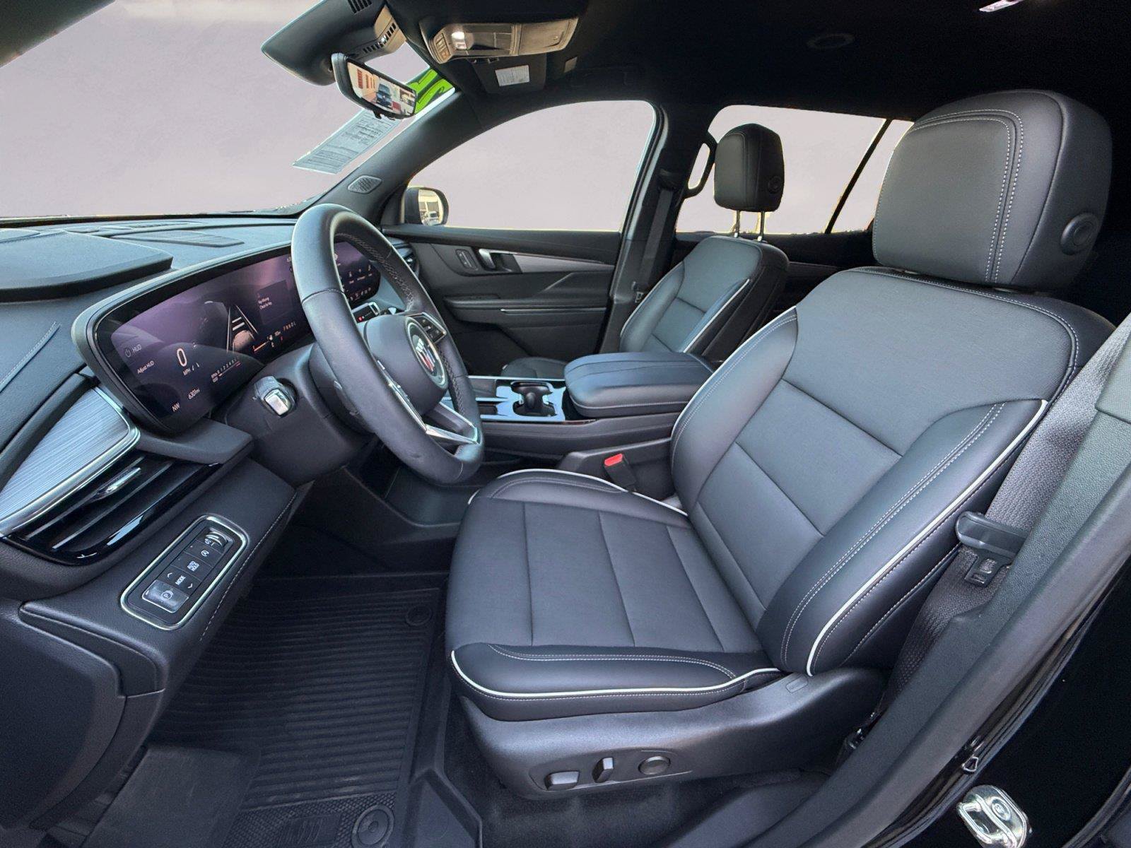 Used 2026 Buick Enclave Preferred w/ Power Package FWD image 9