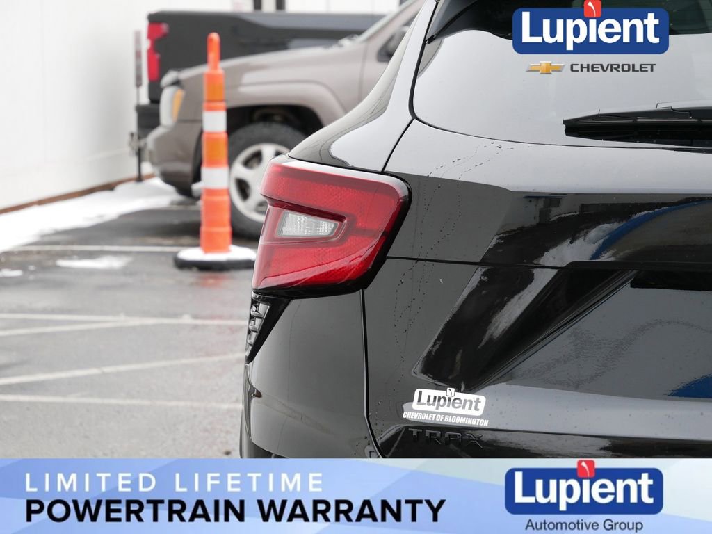 New 2026 Chevrolet Trax RS w/ Sunroof Package image 6