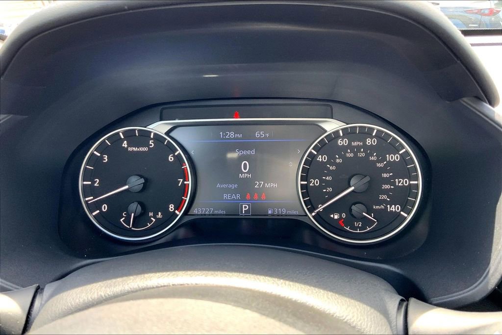 Used 2023 Nissan Altima 2.5 SR w/ SR Premium Package FWD image 10
