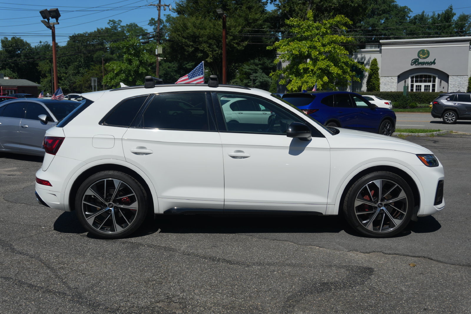 Used 2022 Audi SQ5 Premium Plus w/ Premium Plus Package AWD/4WD image 4