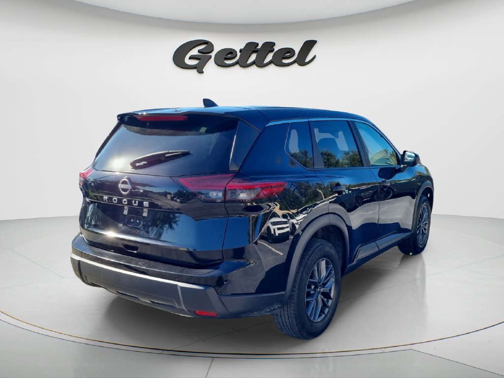 Used 2024 Nissan Rogue S FWD image 5