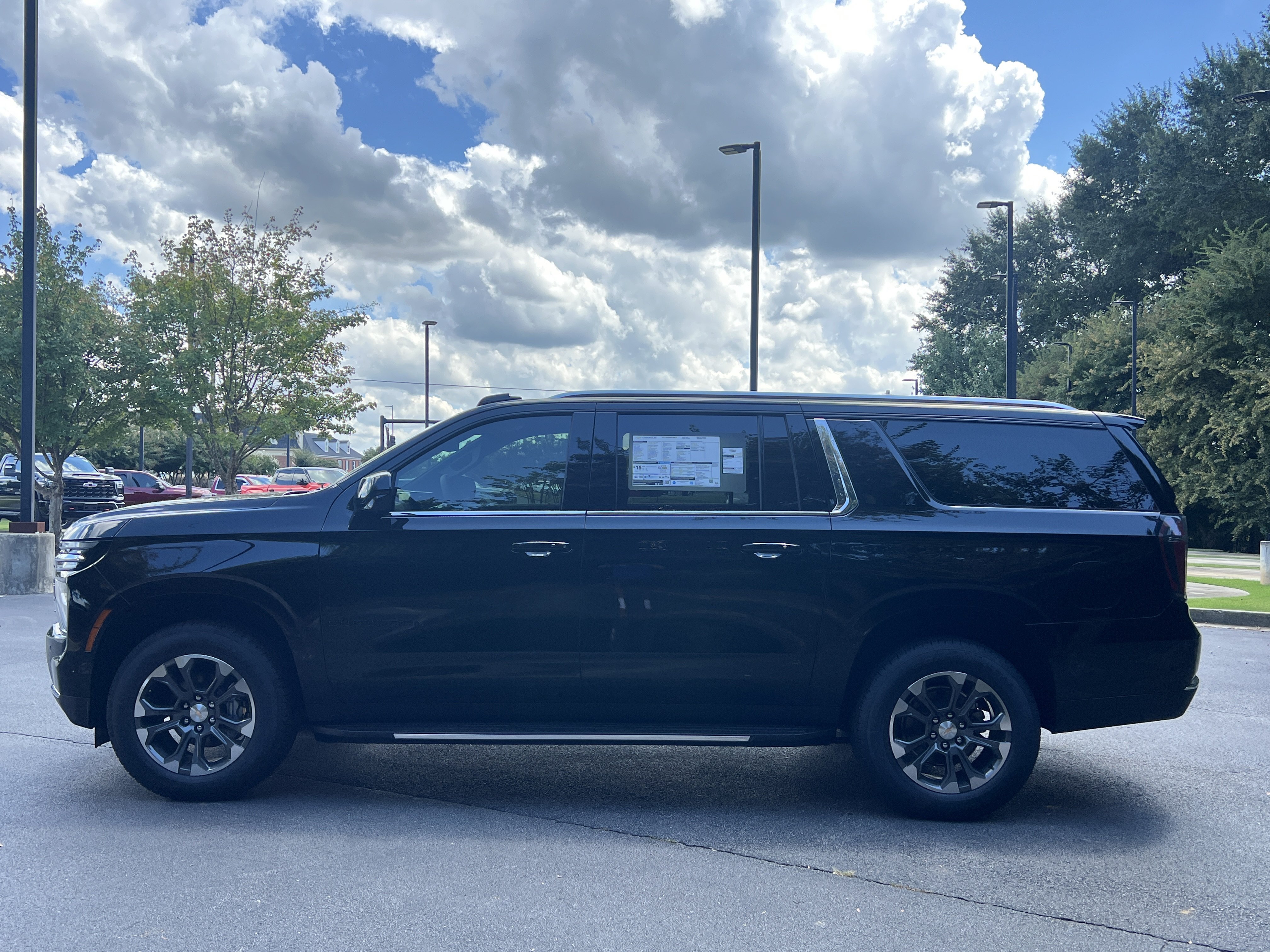 New 2026 Chevrolet Suburban LS w/ LPO, Dark Essentials Package AWD/4WD image 6