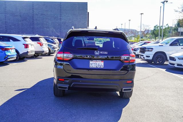 Used 2025 Honda Pilot Black Edition image 6