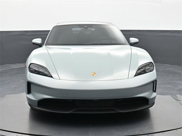 Used 2025 Porsche Taycan image 25