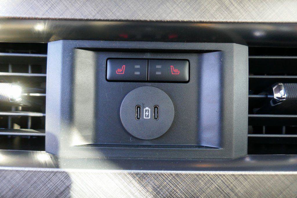 New 2026 Ford F350 King Ranch w/ Chrome Package image 18