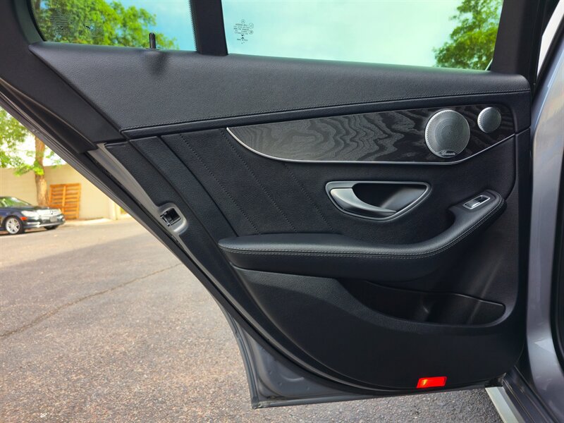 Used 2015 Mercedes-Benz C 400 4MATIC w/ Multimedia Package image 26