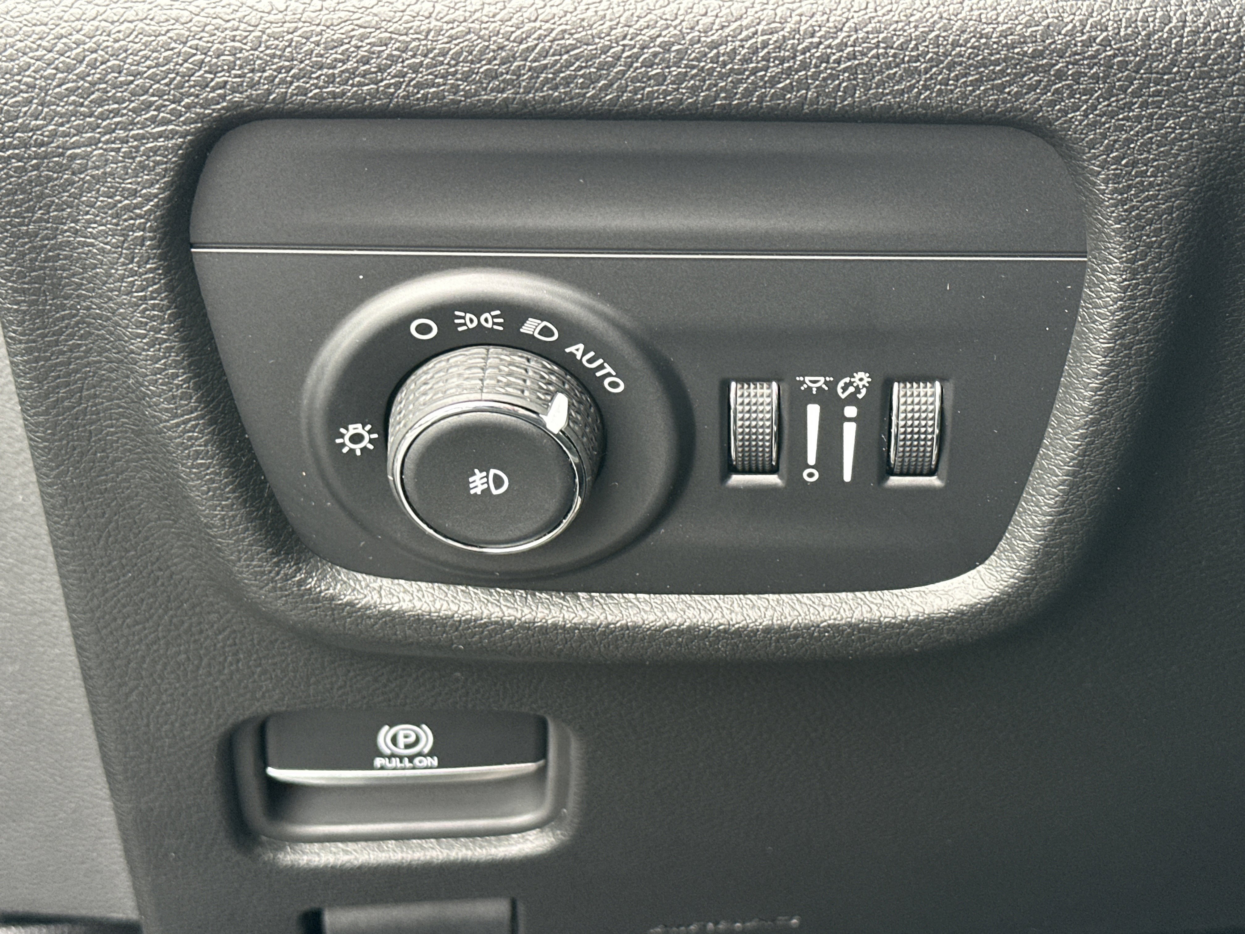 New 2026 Jeep Grand Cherokee Limited image 11