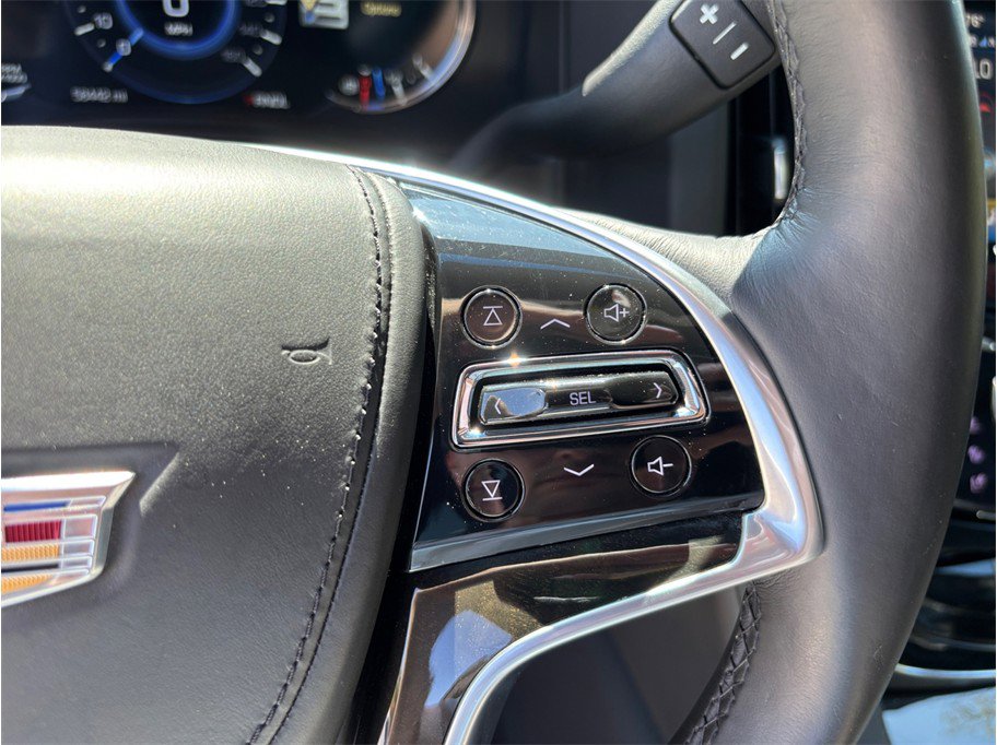 Used 2019 Cadillac Escalade ESV Platinum image 31