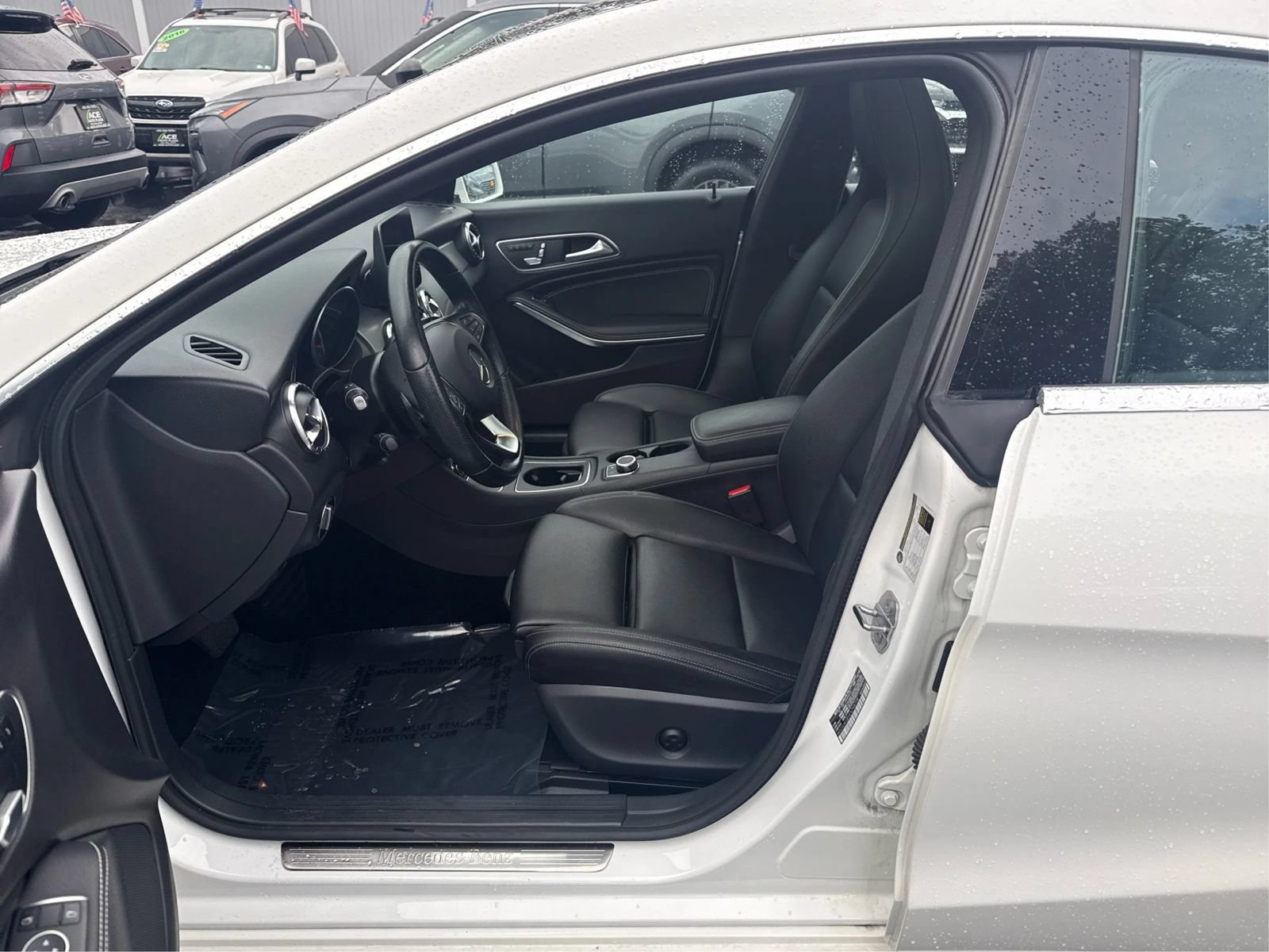 Used 2019 Mercedes-Benz CLA 250 4MATIC w/ AMG Line Exterior image 9