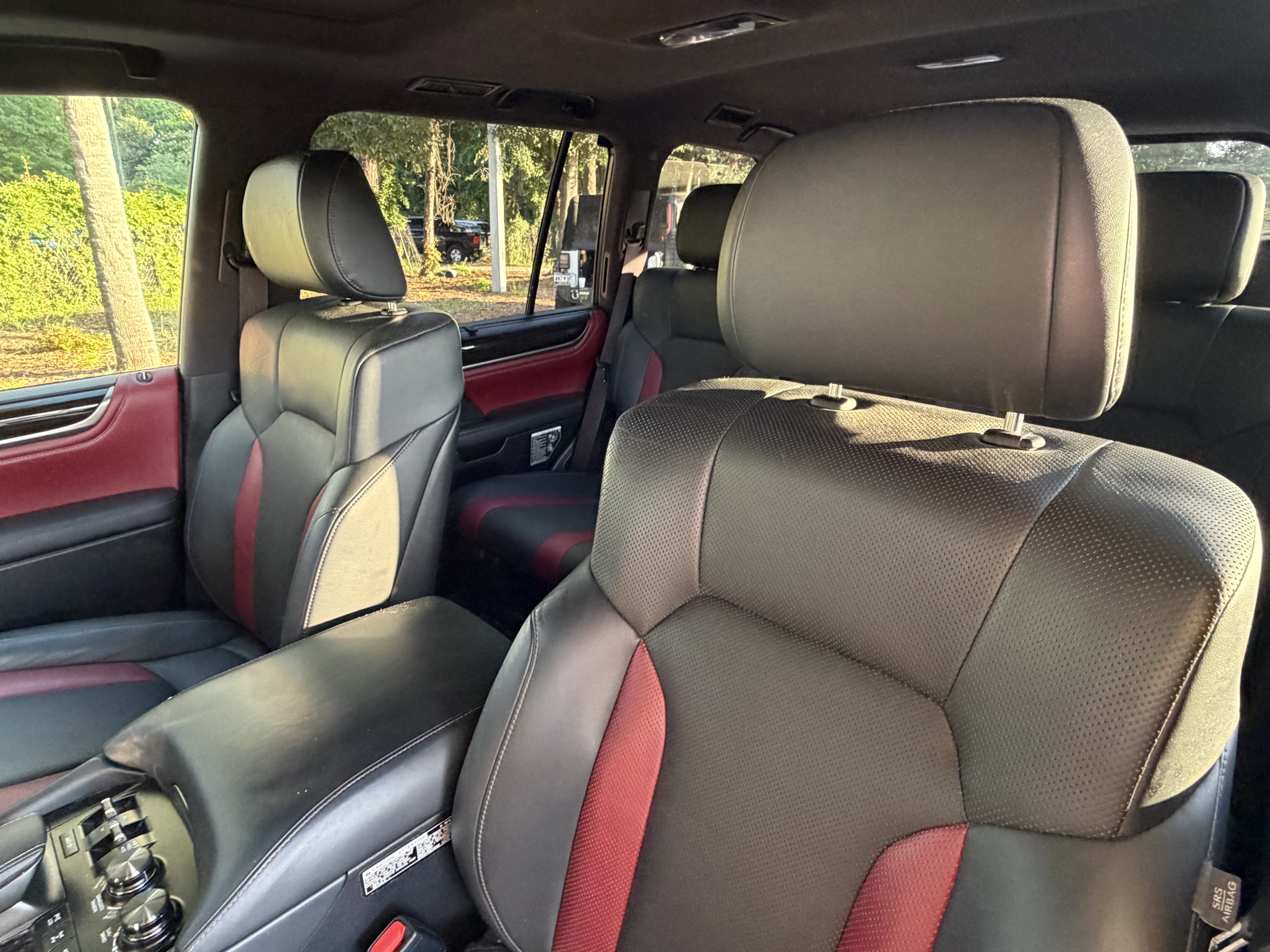 Used 2021 Lexus LX 570 4WD w/ Inspiration Series #2 image 18