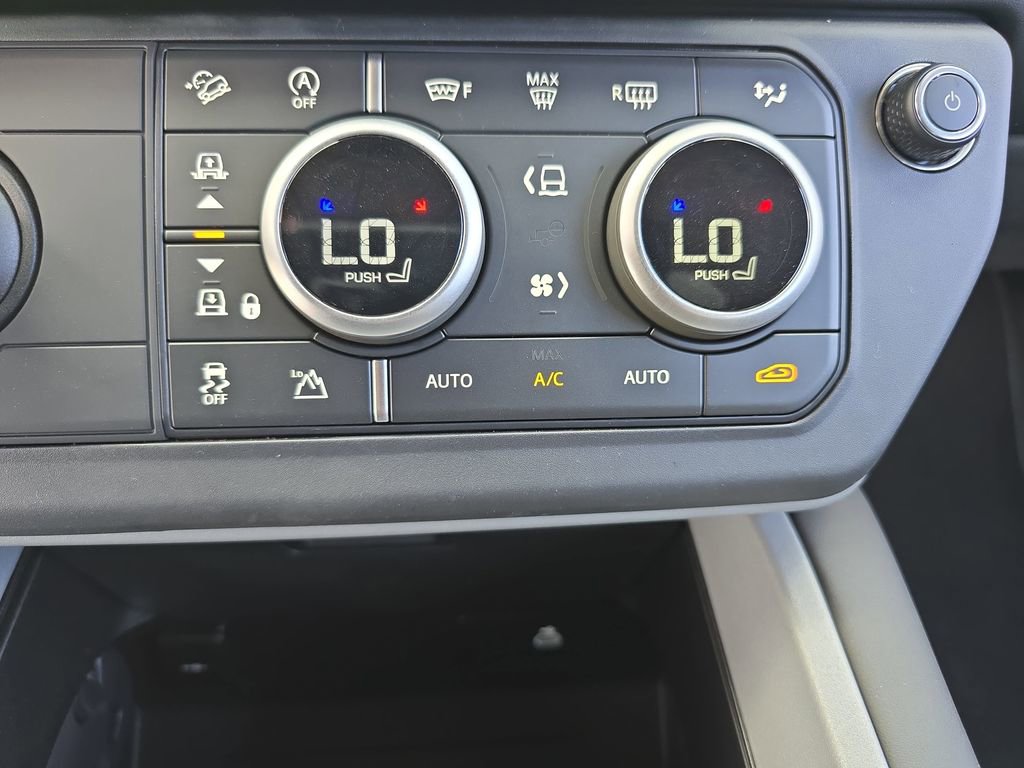 New 2026 Land Rover Defender 110 V8 image 23