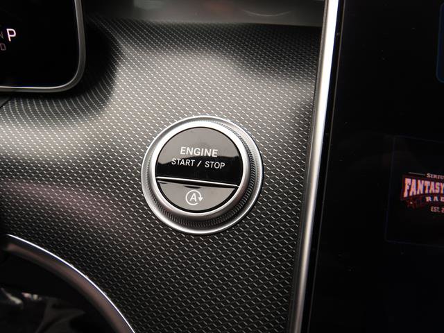 Used 2025 Mercedes-Benz C 300 4MATIC Sedan image 16