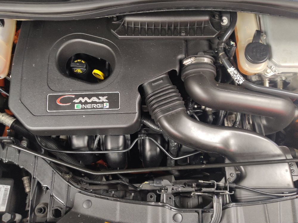Used 2015 Ford C-MAX Energi SEL w/ Equipment Group 301A FWD image 30