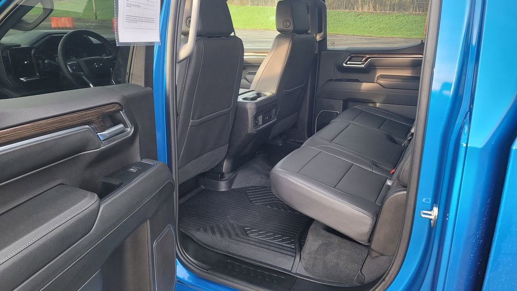 Used 2023 Chevrolet Silverado 1500 RST w/ Convenience Package II image 25