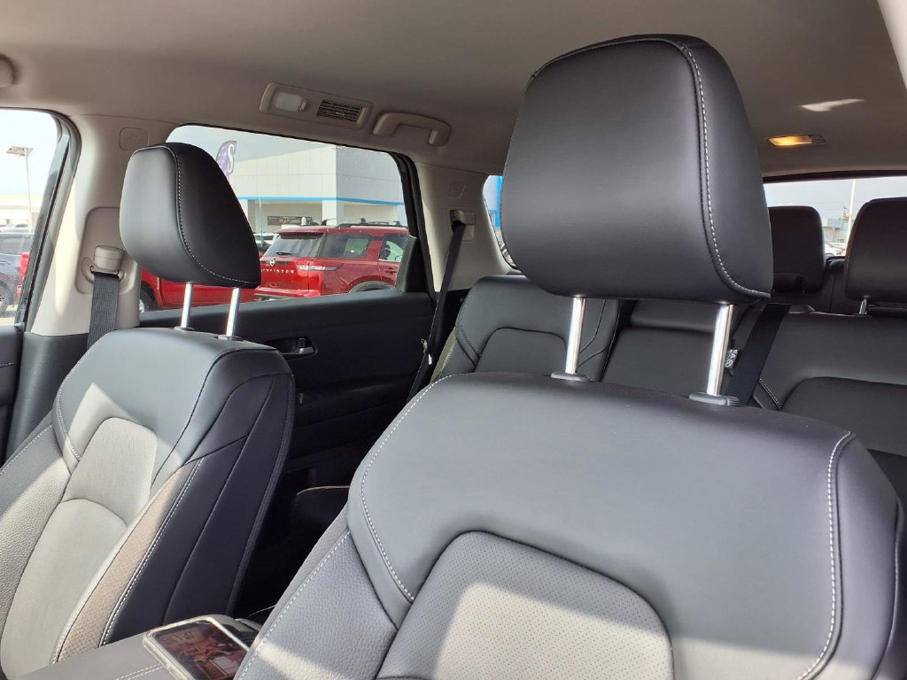 New 2026 Nissan Pathfinder SL AWD/4WD image 14