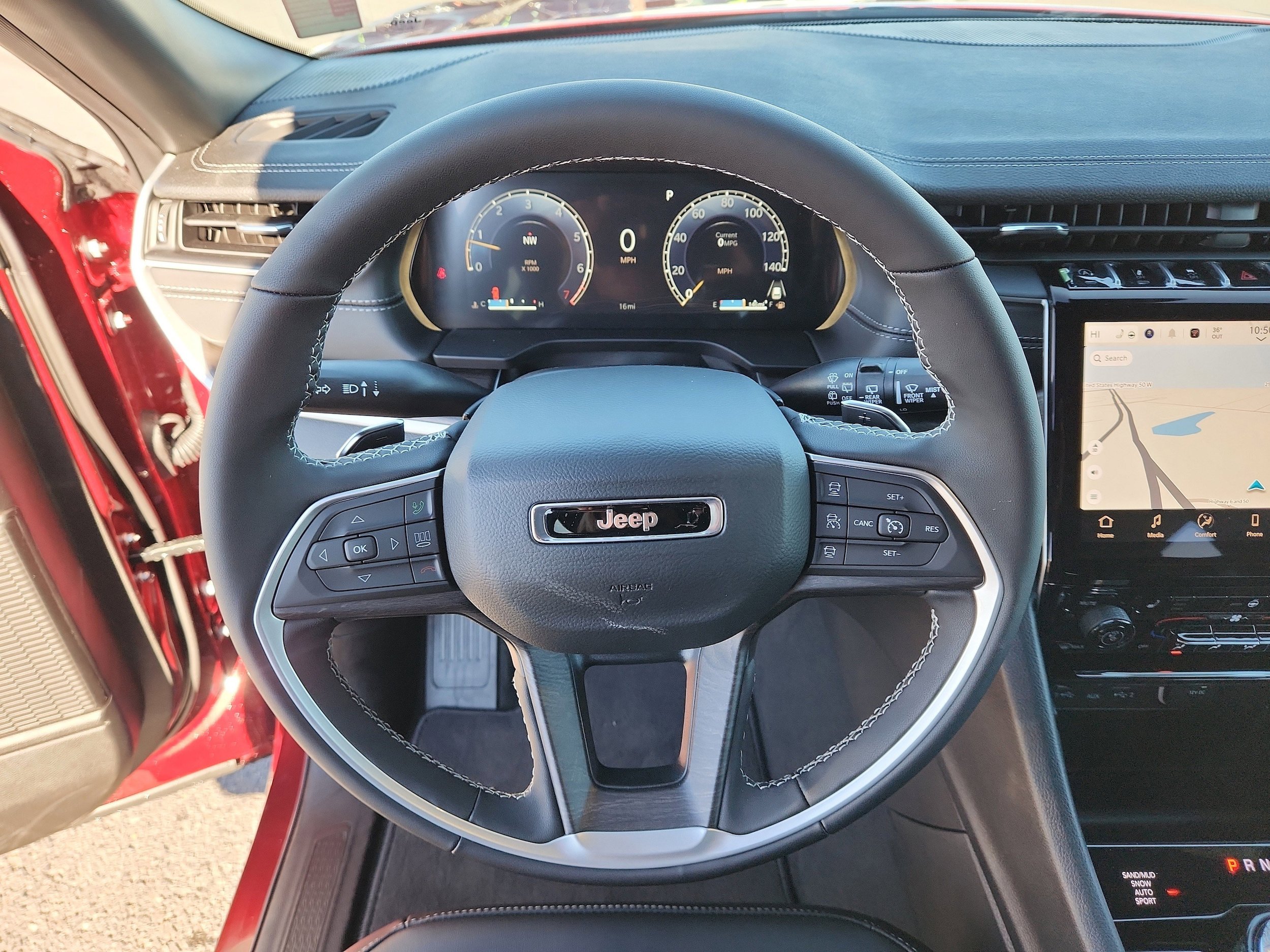 New 2025 Jeep Grand Cherokee Limited AWD/4WD image 17