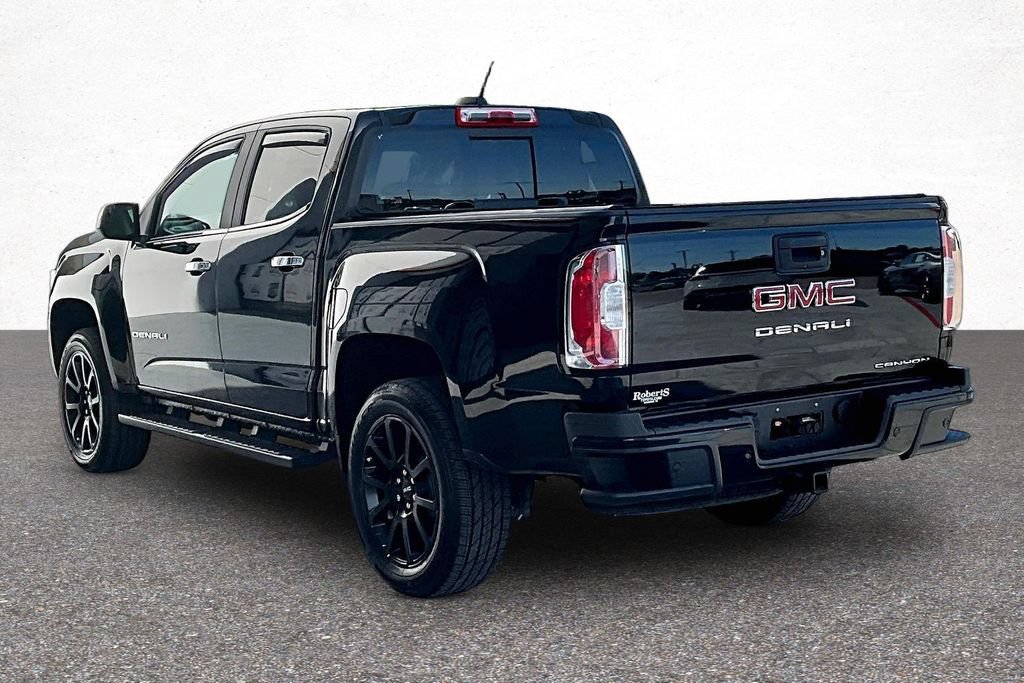 Used 2022 GMC Canyon Denali w/ Denali Black Edition Package AWD/4WD image 4