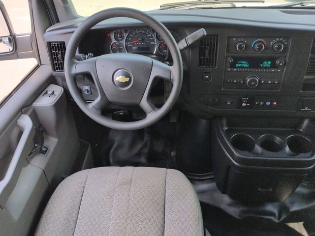 Used 2019 Chevrolet Express 2500 RWD image 16