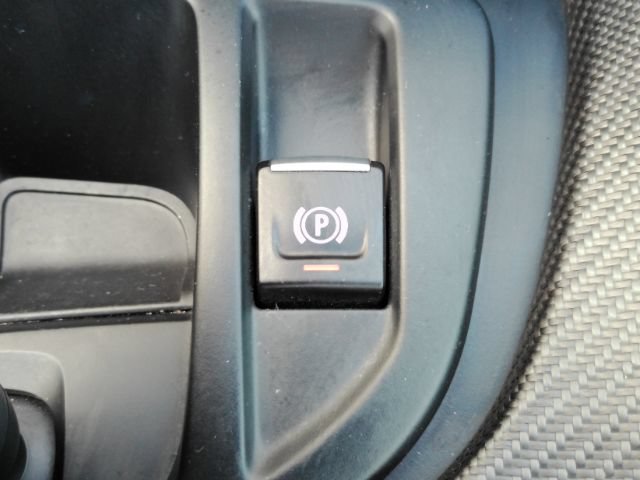Used 2019 BMW i8 Roadster AWD/4WD image 43