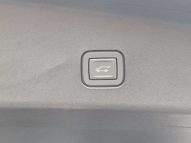 New 2027 Cadillac Vistiq Sport w/ LPO, Floor Liner Package AWD/4WD image 13