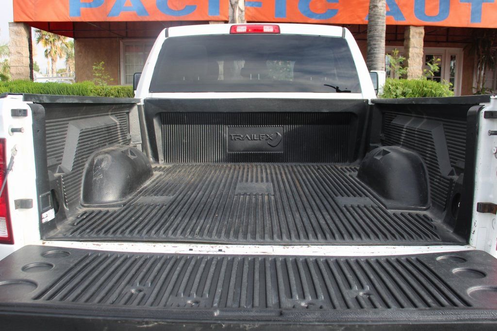 Used 2018 RAM 2500 SLT image 8