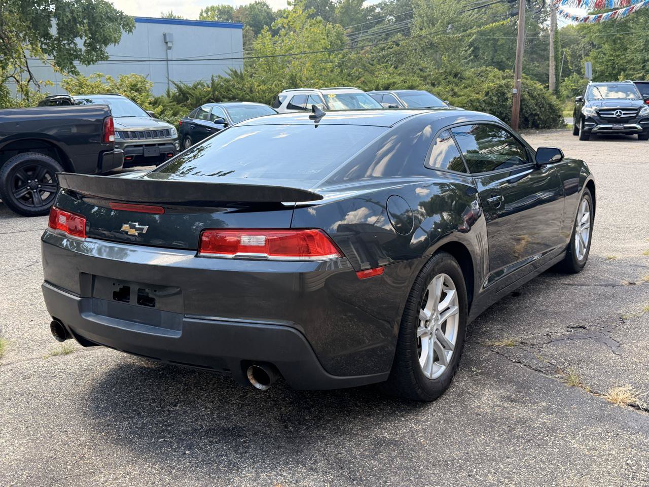 Used 2015 Chevrolet Camaro LT RWD image 6