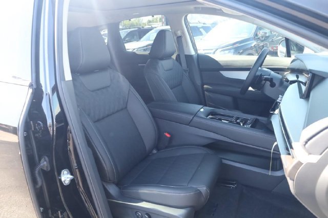 New 2027 Nissan Murano Platinum w/ Cargo Package AWD/4WD image 21