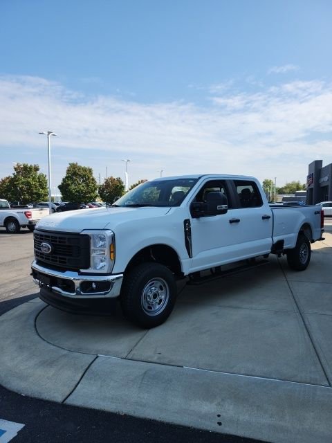 New 2026 Ford F250 XL w/ XL Chrome Package image 4