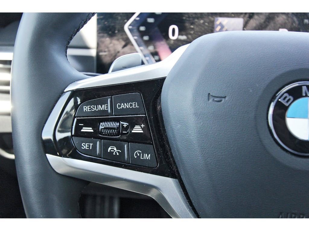 Used 2025 BMW 330i Sedan image 15
