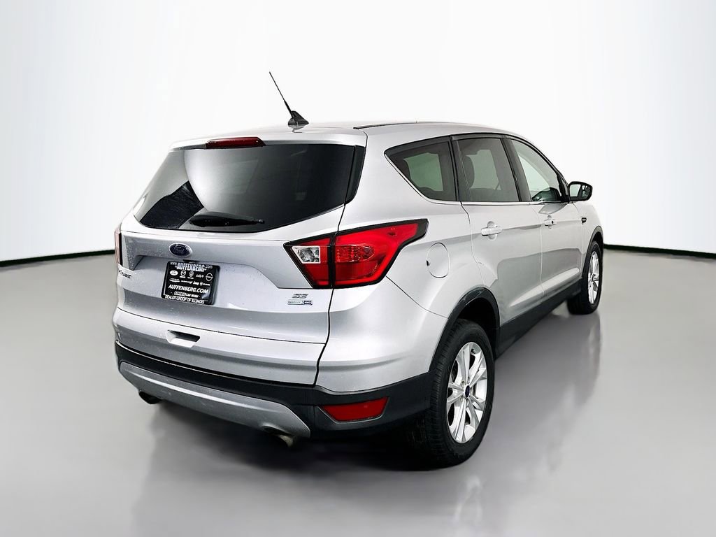 Used 2019 Ford Escape SE image 7