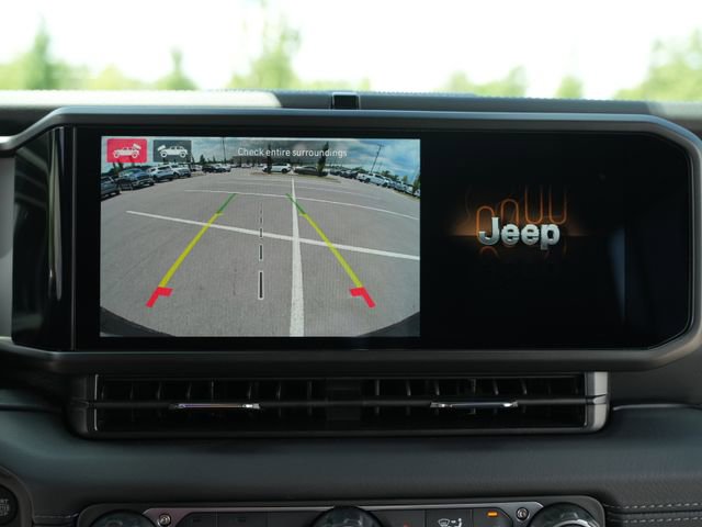 New 2026 Jeep Wrangler Unlimited Sahara AWD/4WD image 26