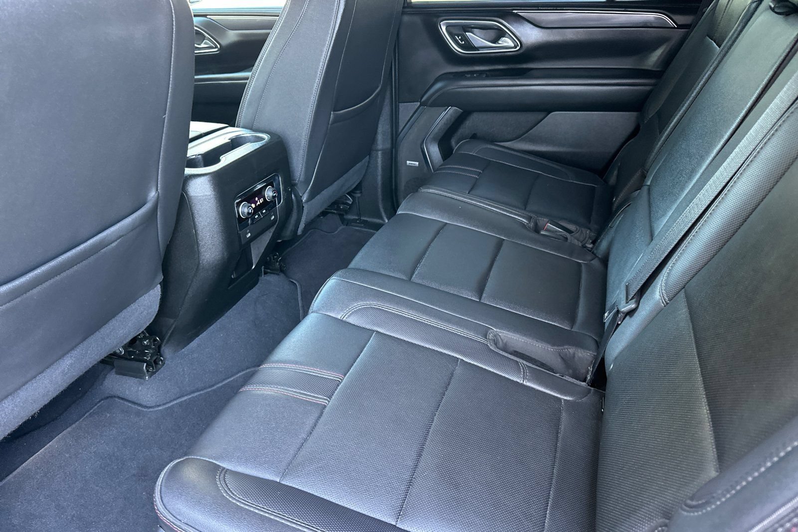 Used 2023 Chevrolet Tahoe RST AWD/4WD image 12