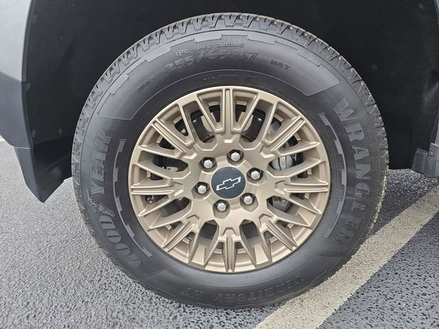 Used 2024 Chevrolet Colorado W/T image 33
