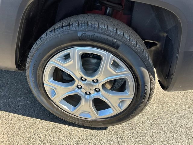 Used 2020 Jeep Renegade Limited w/ UConnect 8.4 Nav Group AWD/4WD image 50