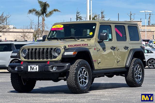 Used 2025 Jeep Wrangler Rubicon w/ Safety Group image 8