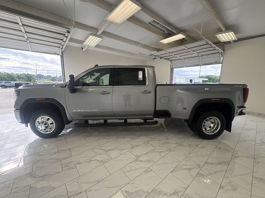 New 2026 GMC Sierra 3500 SLE w/ SLE Value Package AWD/4WD image 5