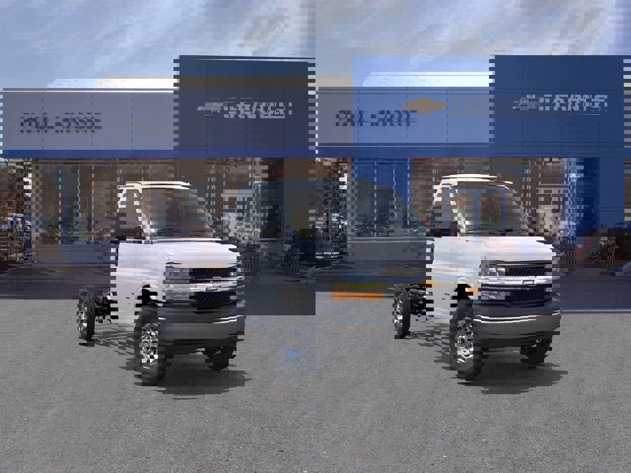 New 2026 Chevrolet Express 3500 w/ Power Convenience Package RWD image 18