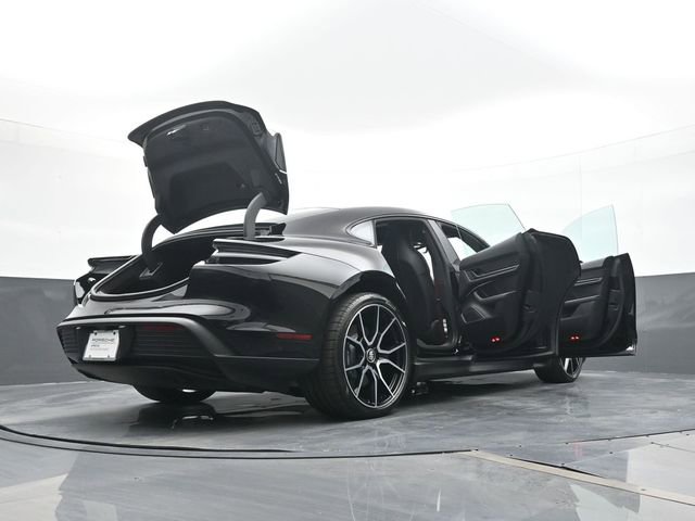 Certified 2023 Porsche Taycan image 27