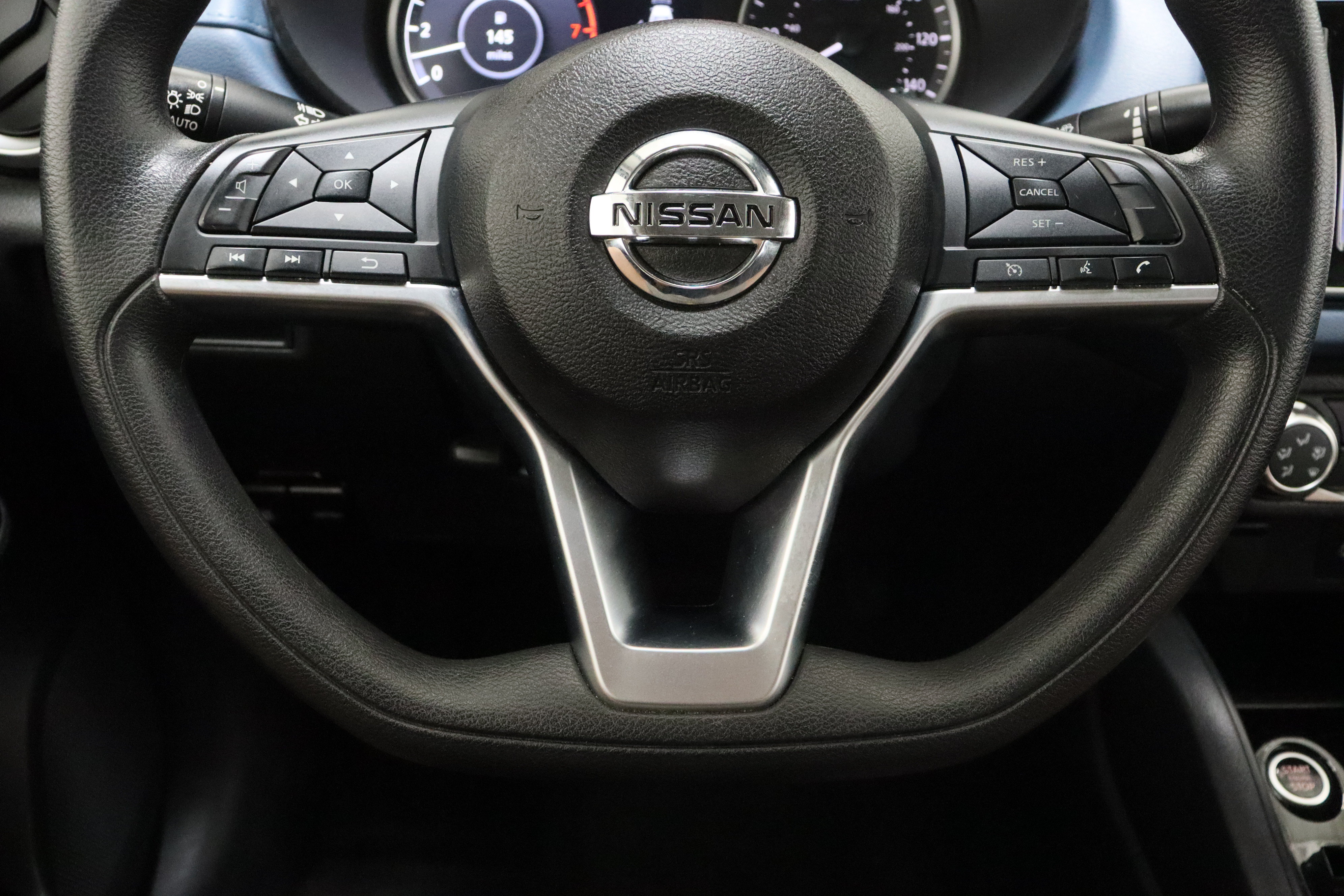 Used 2025 Nissan Versa SV FWD image 23
