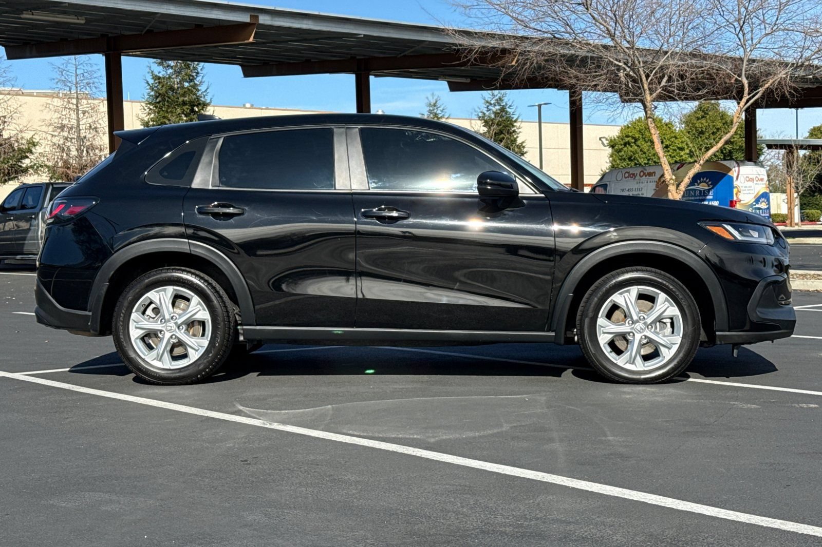 Used 2024 Honda HR-V LX image 10