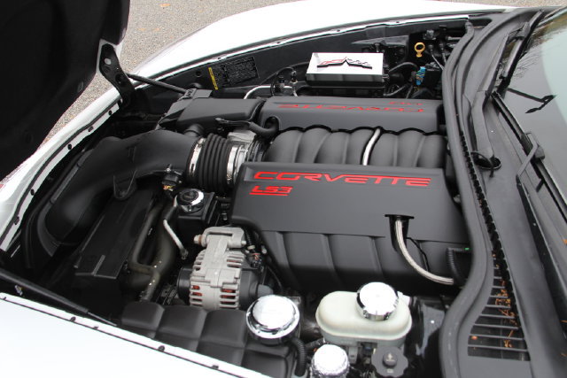 Used 2011 Chevrolet Corvette Grand Sport w/ Preferred Equipment Group RWD image 15