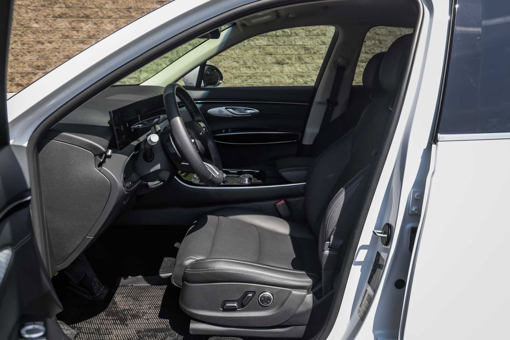 Used 2026 Genesis GV70 2.5T AWD/4WD image 23